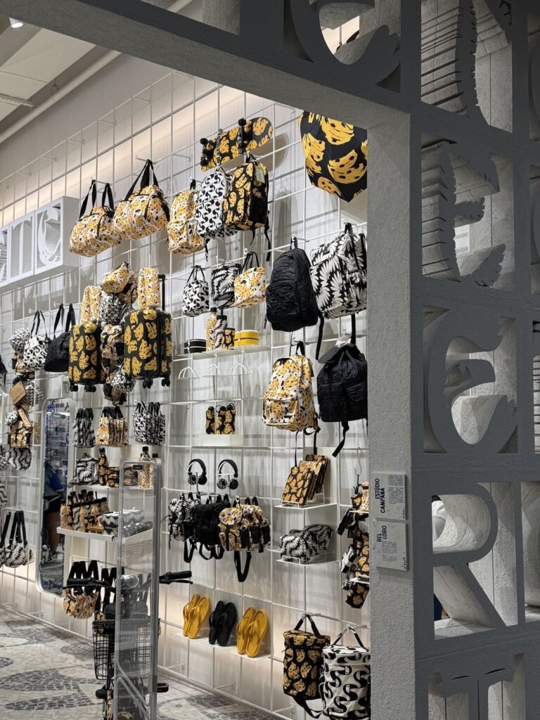 Santa Irreverência - Farm ETC – Rio Design Barra