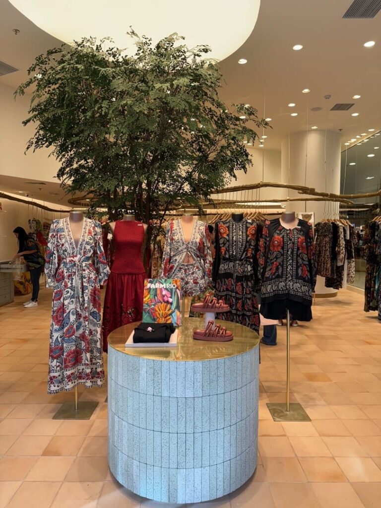 Santa Irreverência - Farm Rio – Barra Shopping