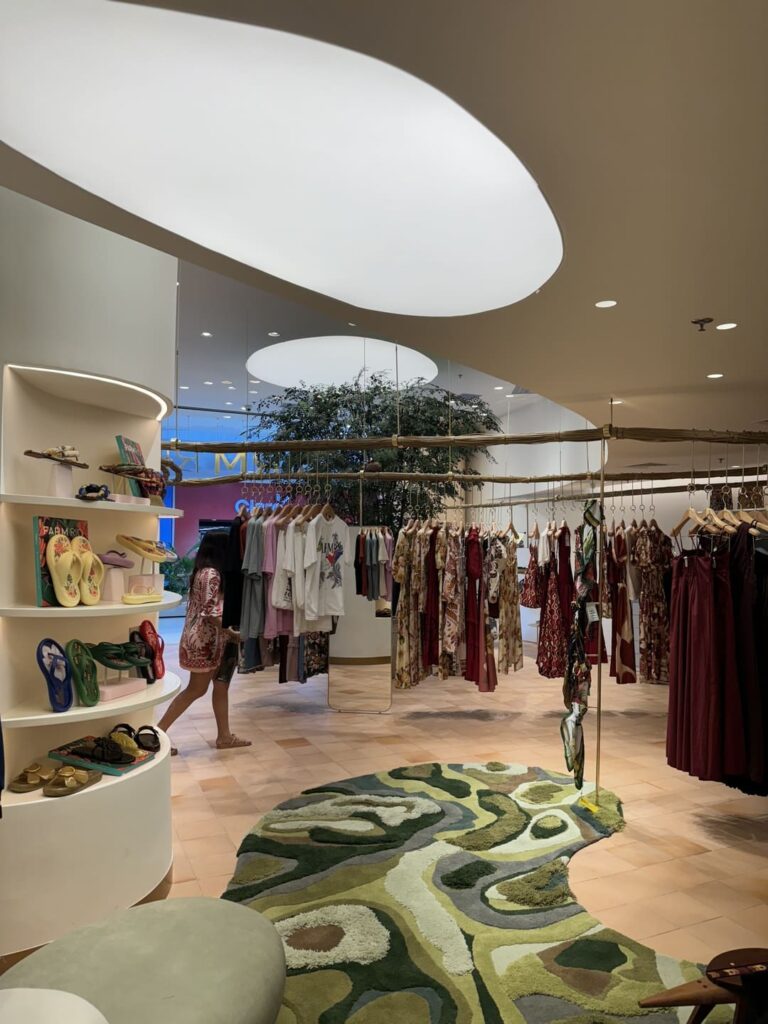 Santa Irreverência - Farm Rio – Barra Shopping