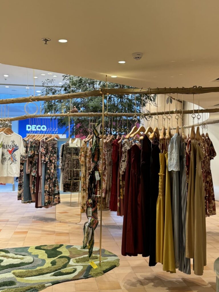 Santa Irreverência - Farm Rio – Barra Shopping