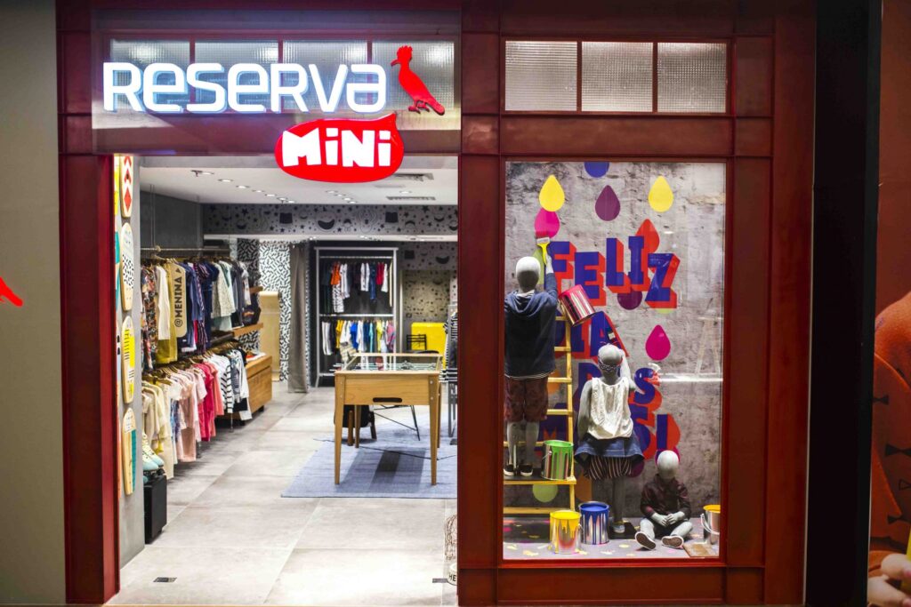 Santa Irreverência - Reserva Mini - Plaza Shopping