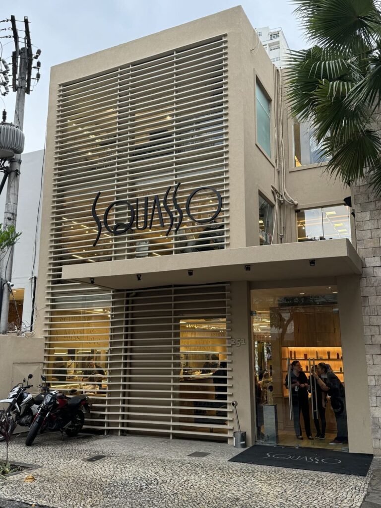 Santa Irreverência - RetroFit Squasso